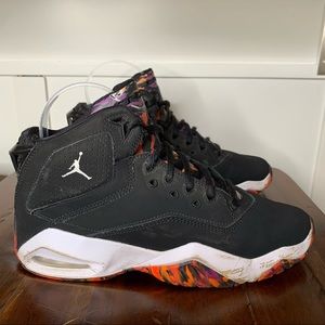 Jordan B’ Loyal sneakers